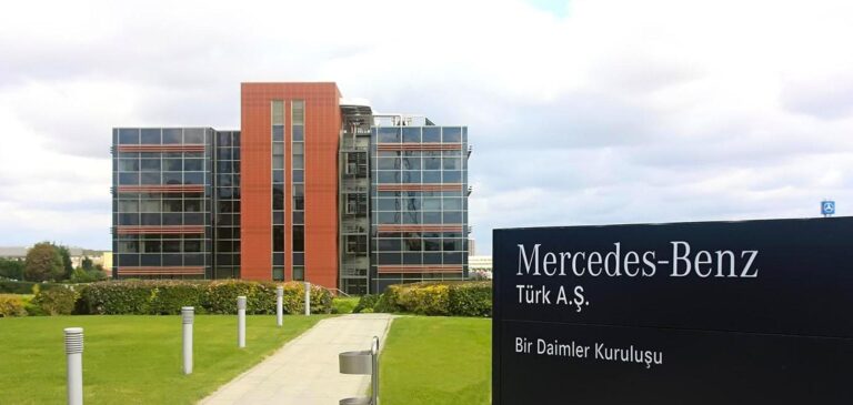 Mercedes-Benz Türk Pazarlama Merkezi İnşaatı – DEA Yapı