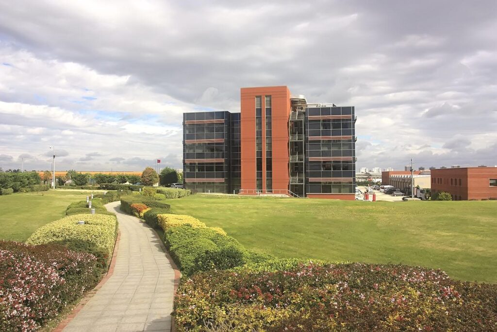 Mercedes-Benz Türk Pazarlama Merkezi İnşaatı